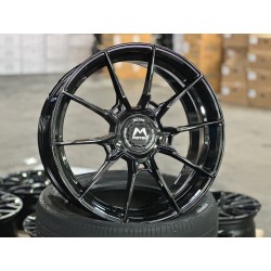 Motec Ultralight Evo Gloss Black + Yokohama 19"